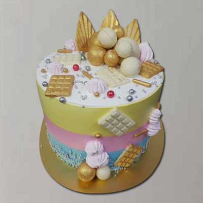 "Round shape Designer Cake - 1kg (Code C05) - Click here to View more details about this Product